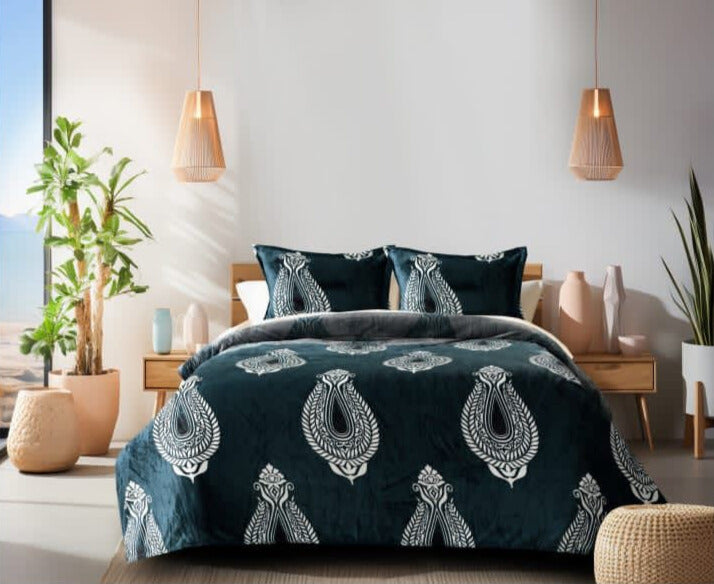 Faleno Warm Winter Bedsheets with 2 Pillow Covers